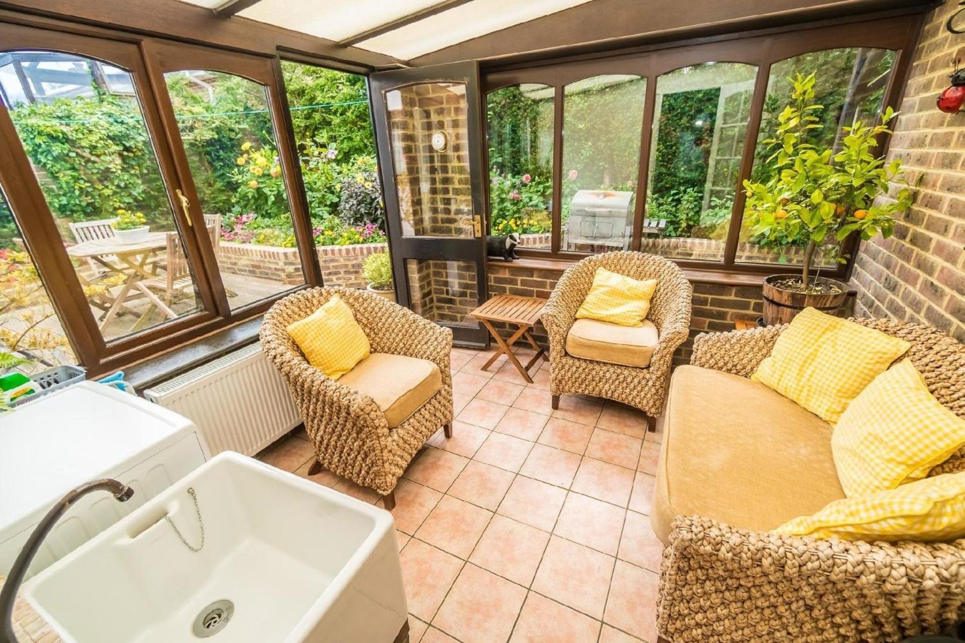 Ferien-Cottage Mit Grillplatz Im Privaten Wintergarten Hastings Buitenkant foto